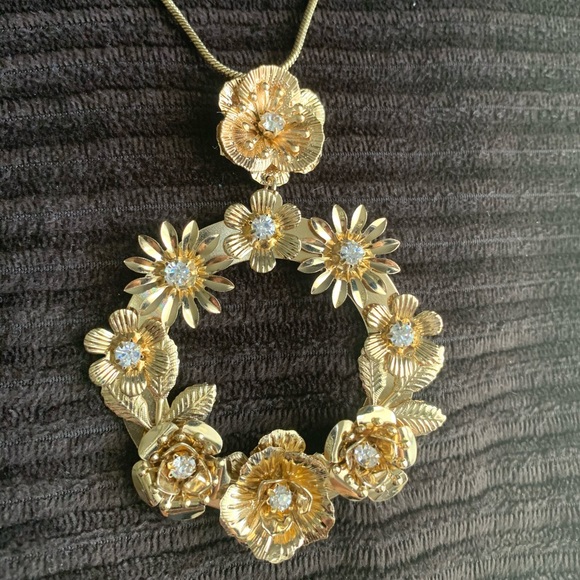 Necklace in gold - Picture 1 of 2